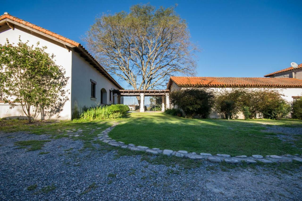 Hotel Torrontes San Lorenzo  Exterior photo